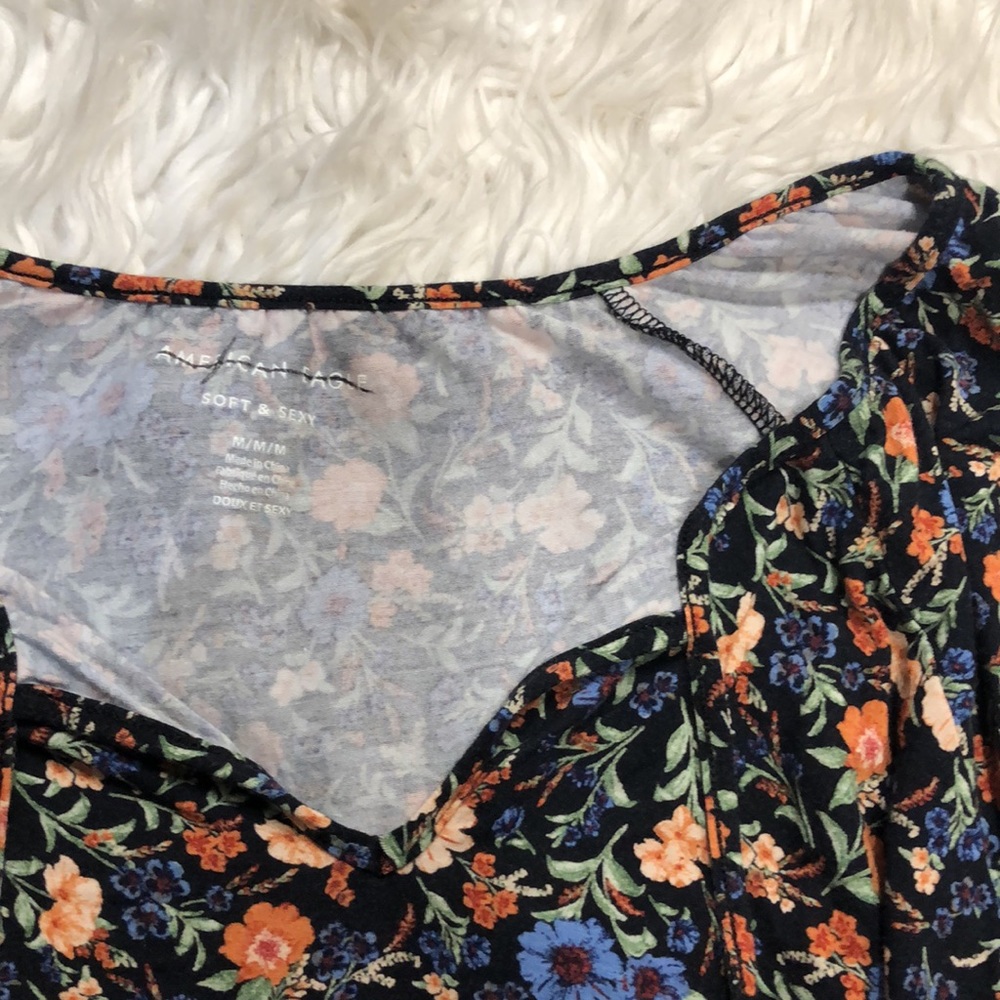 American Eagle Floral Top - Picture 2 of 4